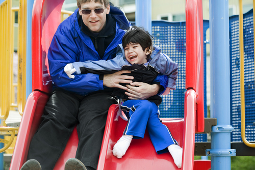 Parques accesibles infantiles