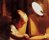 niño estudiando